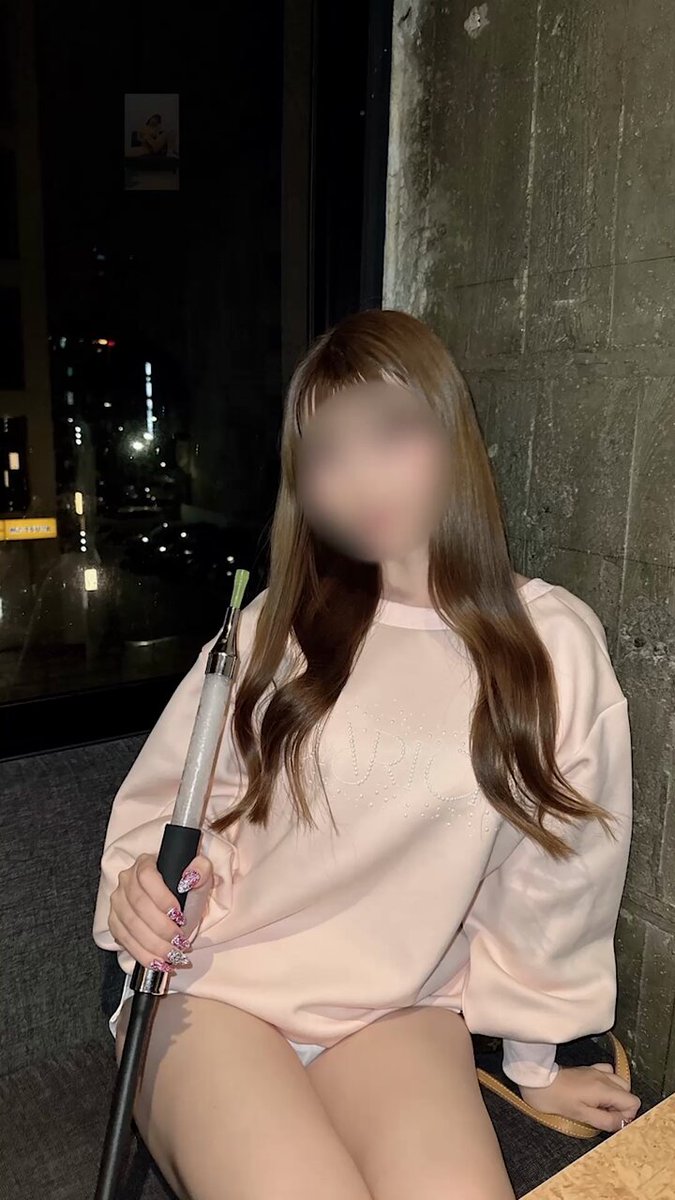 裏アカ女子の秘密動画