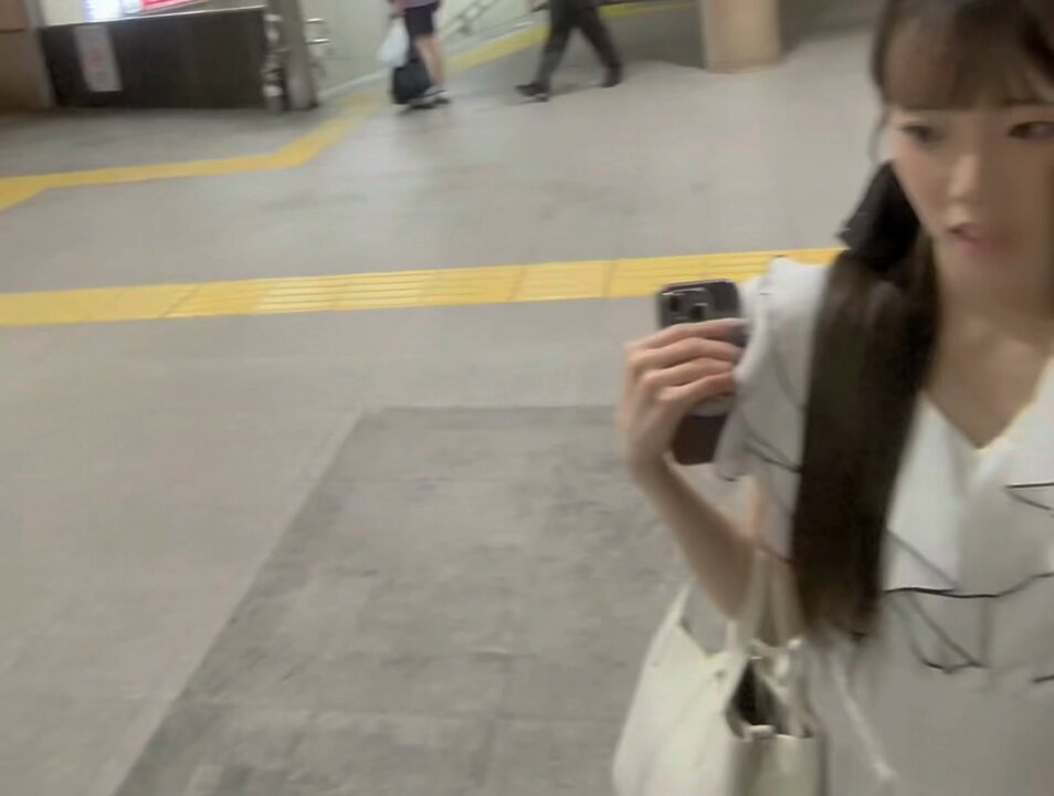 裏アカ女子の秘密動画