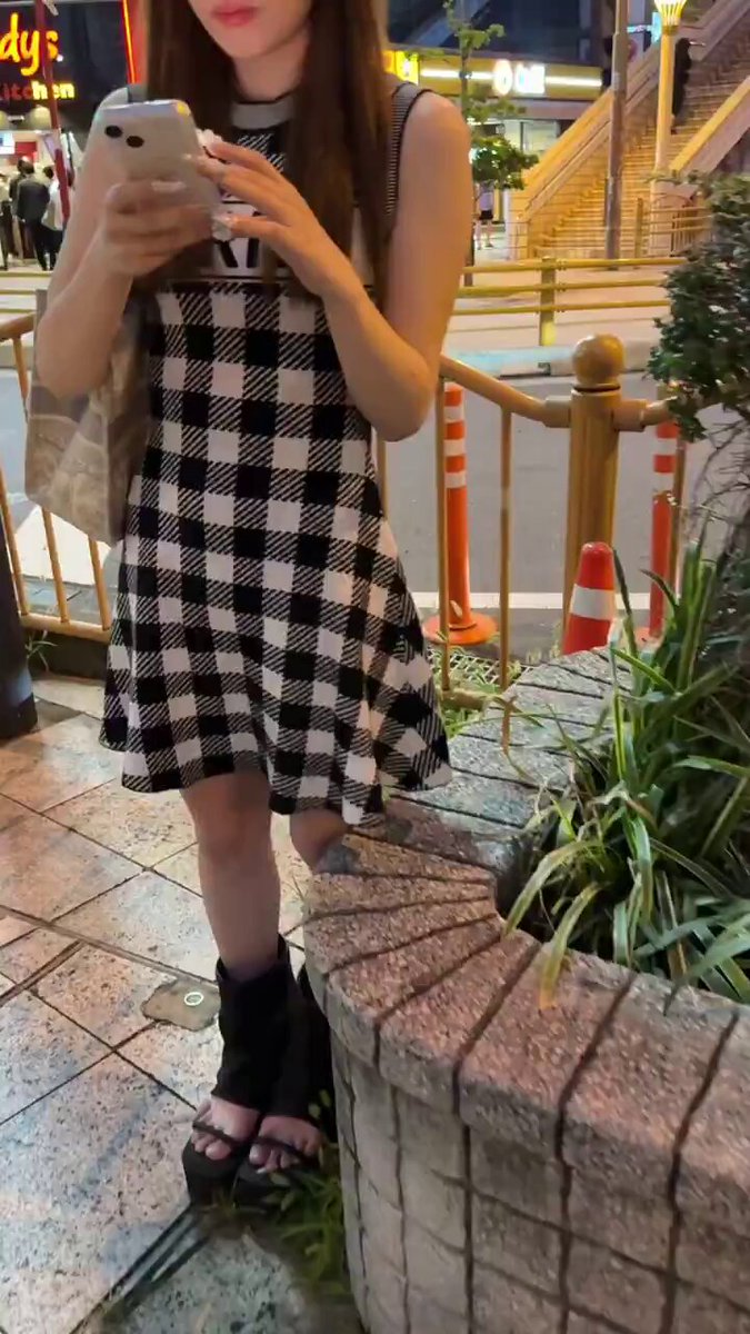 腹立ったから晒すわ💢
アプリでマッチしたギャル。
金払ってるのにずっと彼氏とLINEしてる。
バチボコに制裁したからガチで見てほしい。